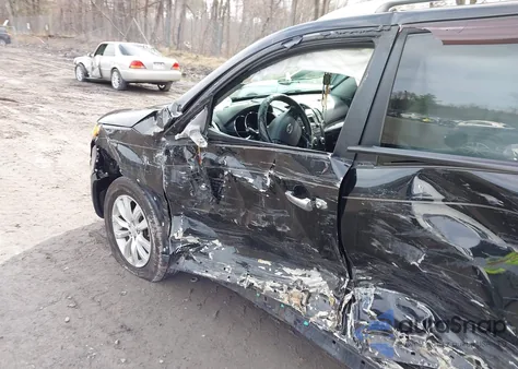 2011 Kia Sorento Lx V6 from USA, damaged, VIN 5XYKTDA28BG069832